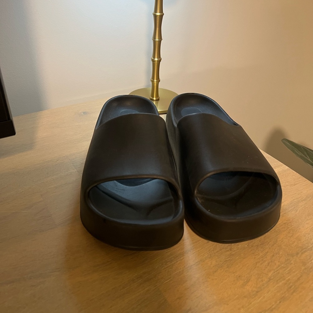 Target Black Platform Slides